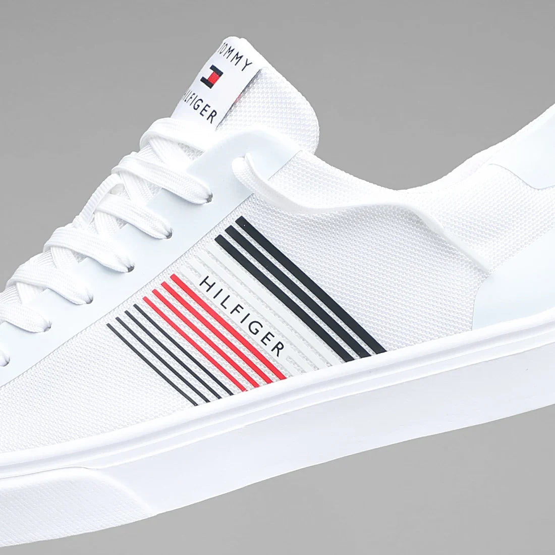 TH™ Baskets Lightweight Stripes Knit 2836 Blanc